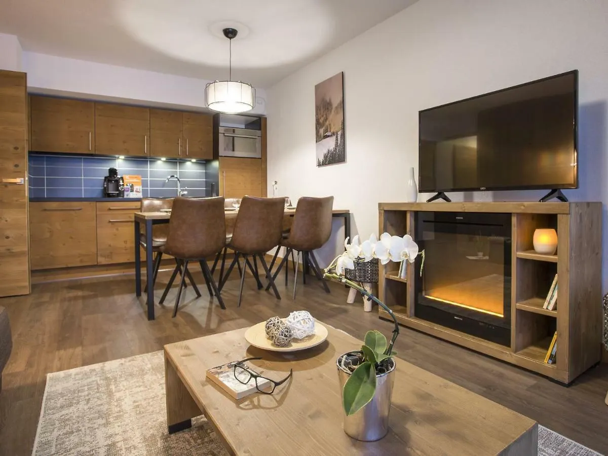 Apartment In Ski Village Les Saisies Hauteluce 0*,
